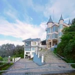 Kuttikanam Castle Resort